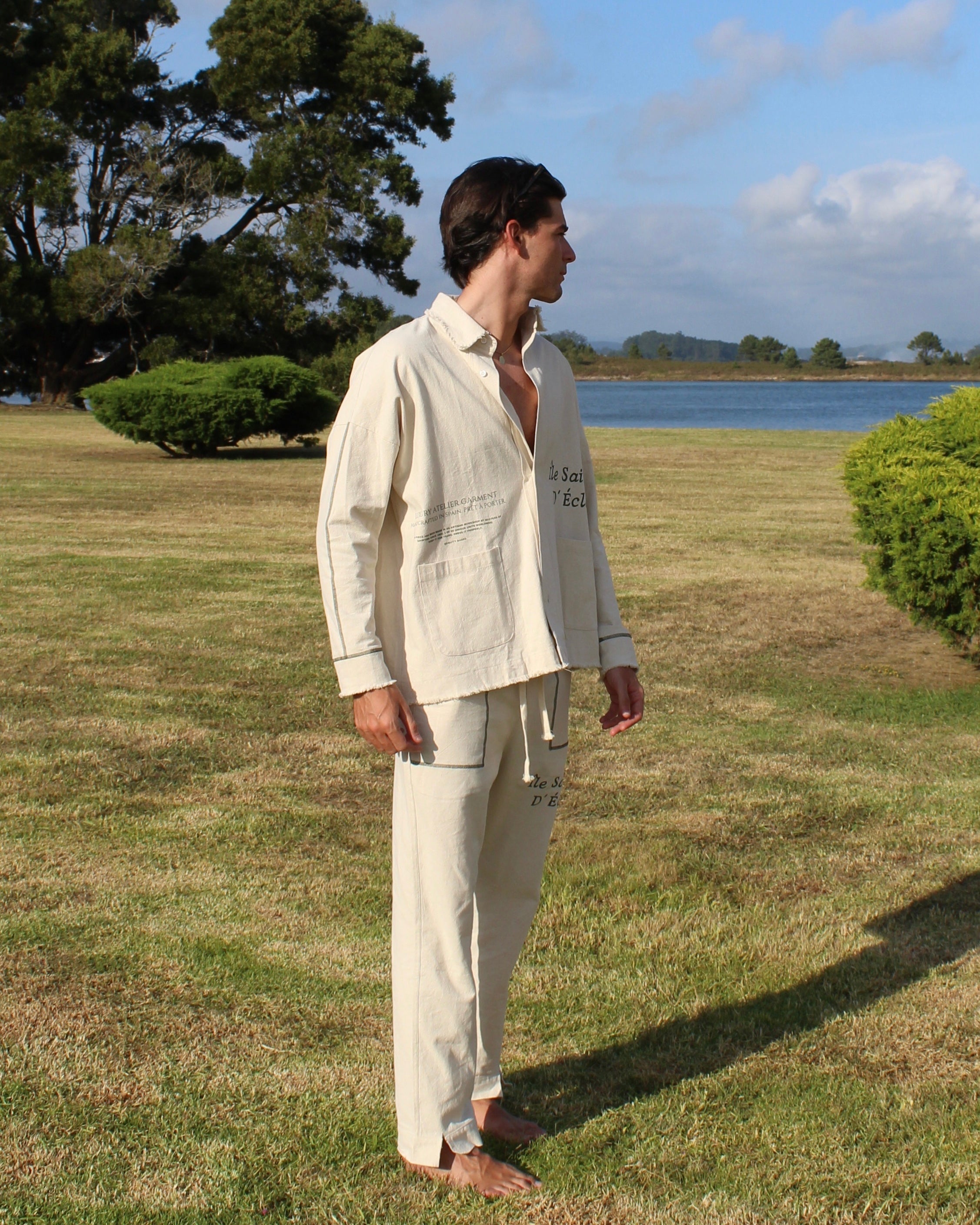 "ÎLE SAINTE" LINEN SHIRT