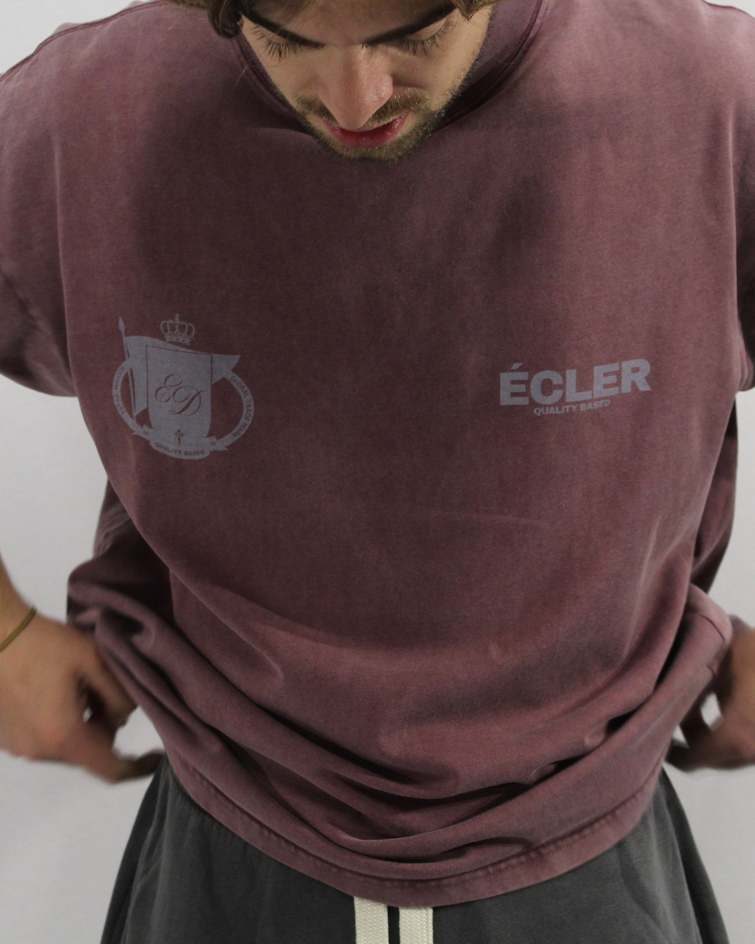 “MEMBERS SHIELD” VINTAGE T-SHIRT